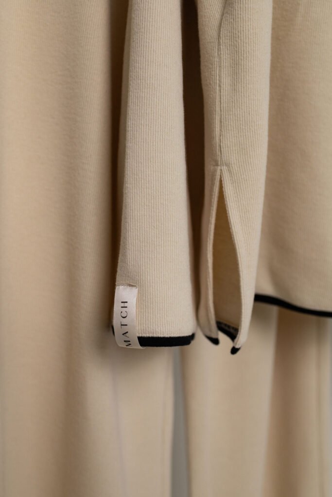 Smėlio spalvos megstinis 2